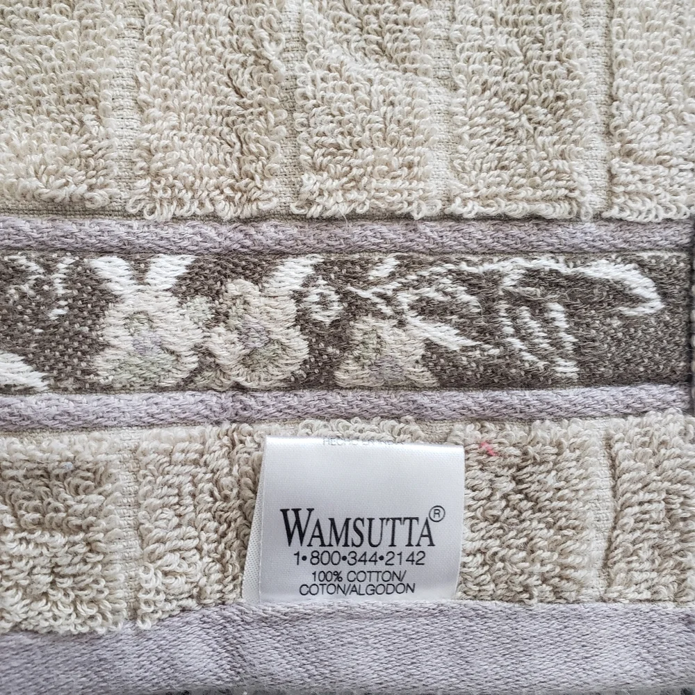 Wamsutta Green and Purple Hand Towels Soft and Absorbent